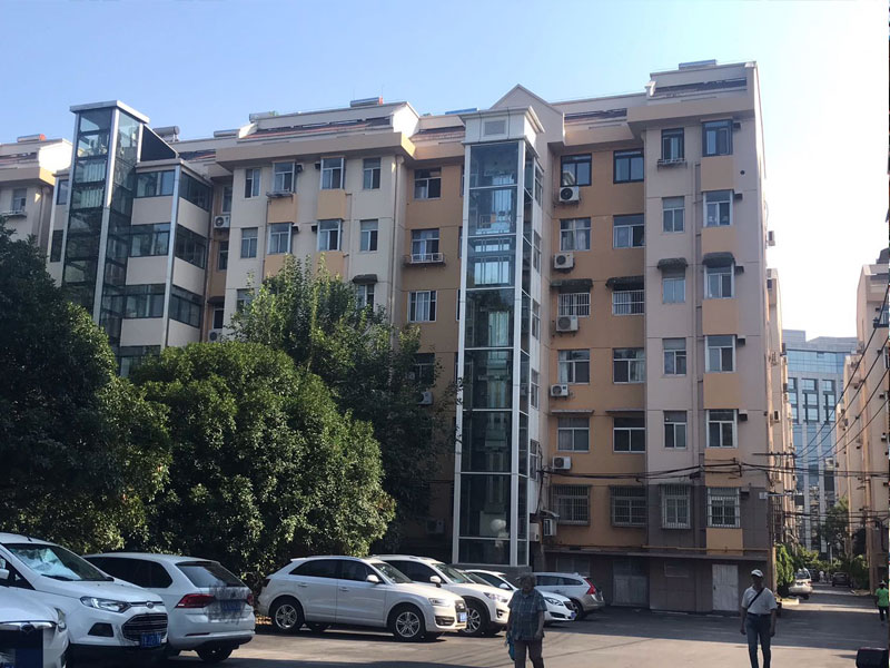 1607598315505525.jpg 共享電梯引爭議_01.jpg